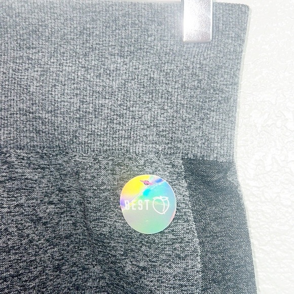 Pink Victoria's Secret High Waist Gray Seamless Butt Contour Workout Shortie NEW - Picture 3 of 9